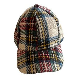 NWT Elan Blanc Plaid Women’s Trucker Hat